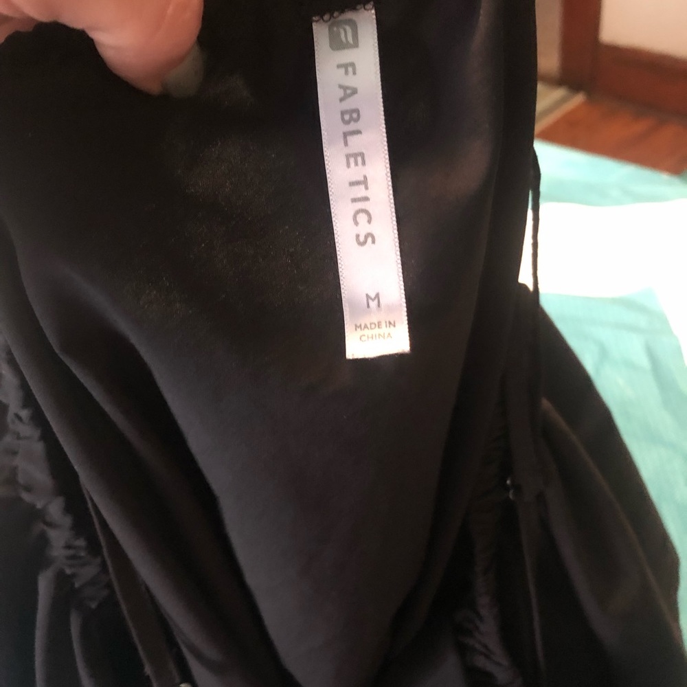 New! Fabletics romper - Picture 4 of 6